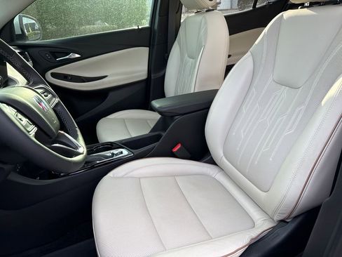 Certified 2025 Buick Encore GX Avenir w/ Avenir Technology Package AWD/4WD image 18