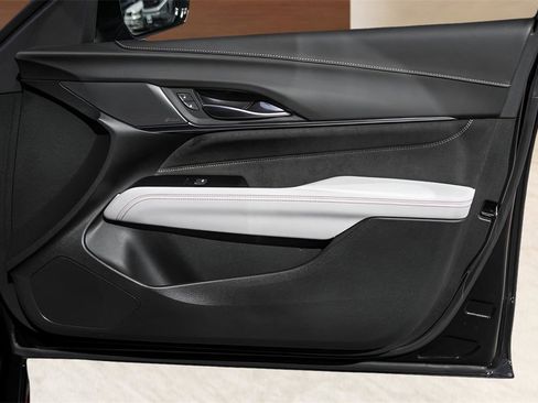 Certified 2024 Cadillac CT4 V Blackwing w/ Driver Assist Package image 32