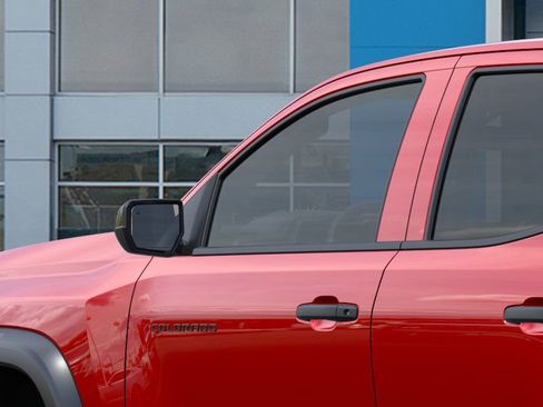 New 2025 Chevrolet Colorado Trail Boss w/ Midnight Edition image 12