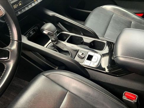 Used 2022 Kia Telluride LX image 16