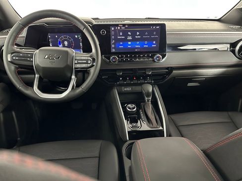 Used 2023 Chevrolet Colorado Z71 w/ Z71 Convenience Package 2 image 9