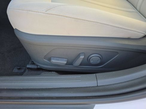Certified 2025 Hyundai Sonata SEL FWD image 12