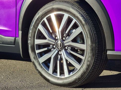 Used 2024 Nissan Kicks SV image 12