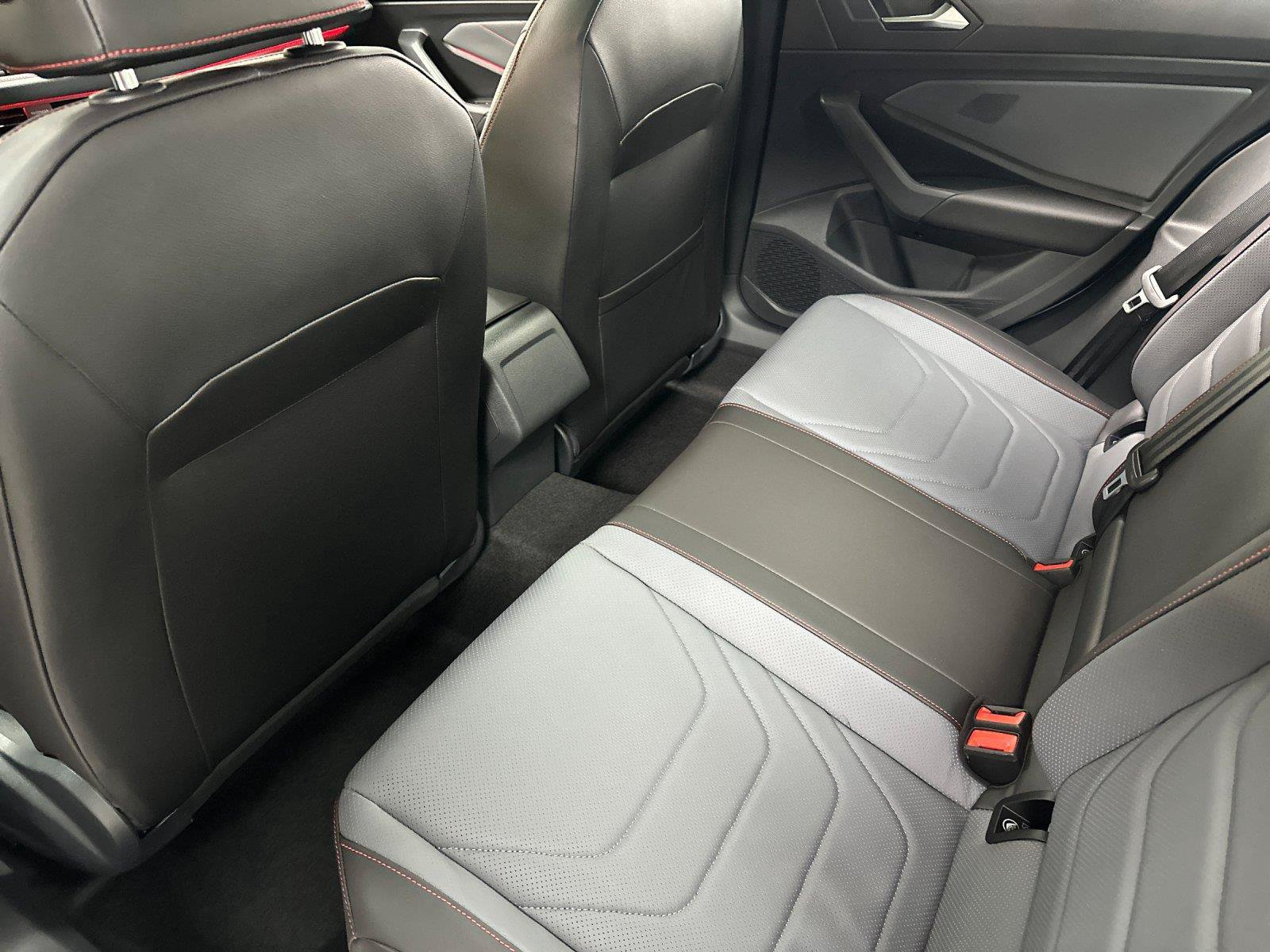 New 2027 Volkswagen Jetta GLI Autobahn FWD image 11