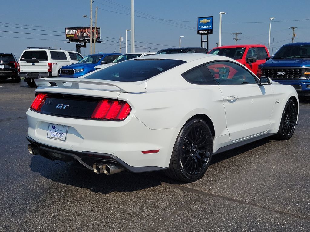 Used 2018 Ford Mustang GT w/ GT Performance Package RWD image 4