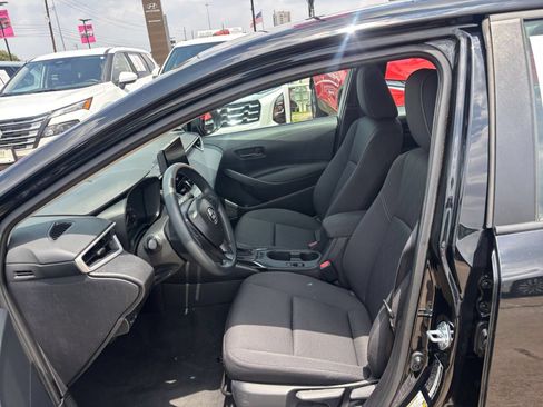 Used 2025 Toyota Corolla LE FWD image 24
