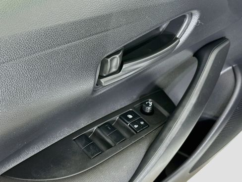 Used 2024 Toyota Corolla LE FWD image 20