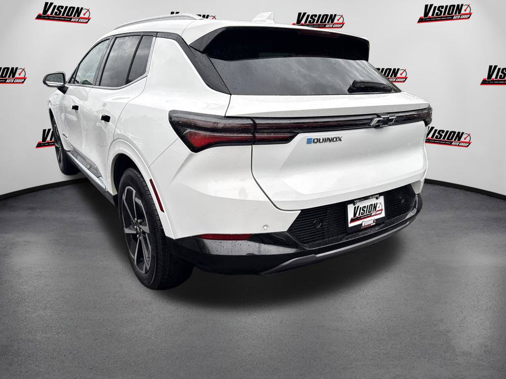 Used 2024 Chevrolet Equinox EV LT w/ LPO, All-Weather Mat Package FWD image 7