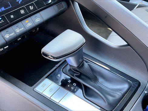 Used 2023 Hyundai Elantra SEL FWD image 15
