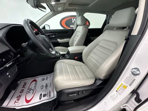 Used 2025 Honda CR-V EX-L image 14