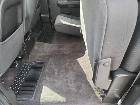 Used 2011 Chevrolet Silverado 2500 LT w/ Interior Plus Package image 32