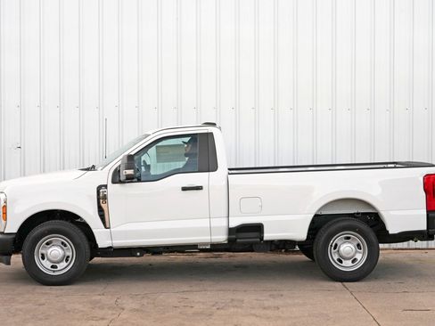 Used 2025 Ford F350 XL w/ XL Driver Assist Package image 33