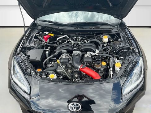 Used 2022 Toyota GR86 Premium w/ ALL Weather Mat Package (TMS) RWD image 26