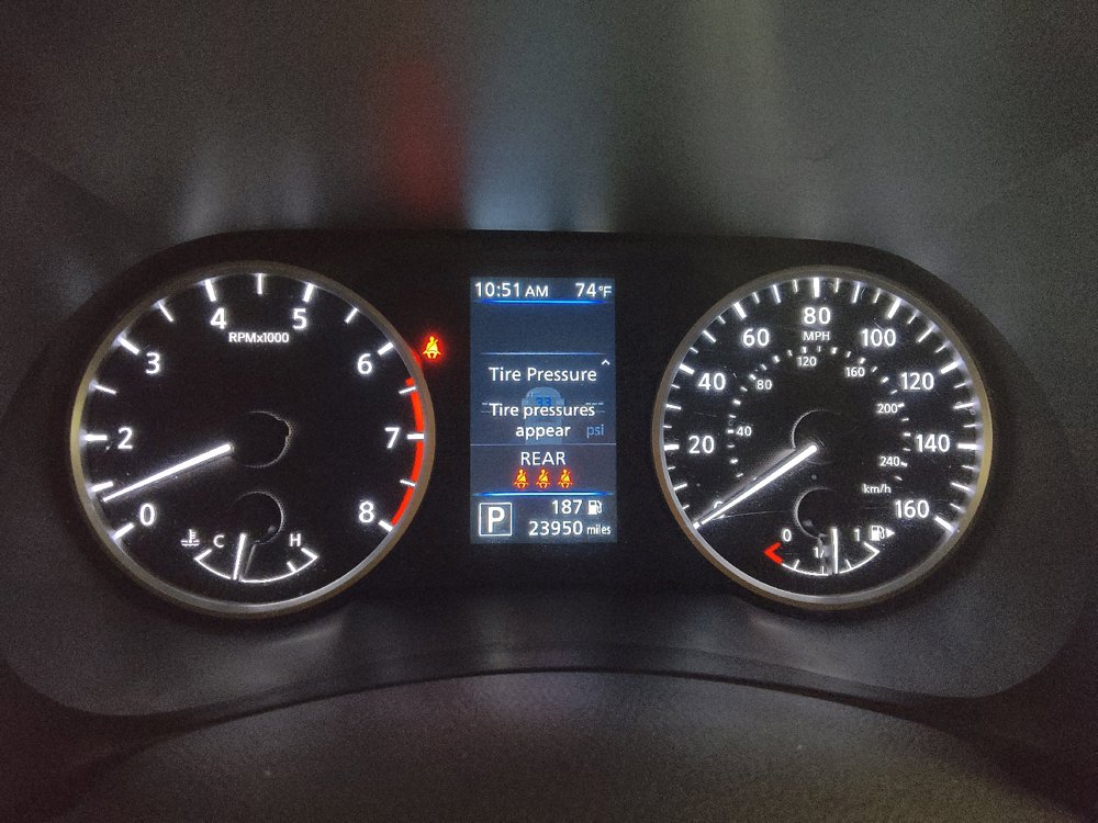Used 2024 Nissan Sentra S FWD image 23