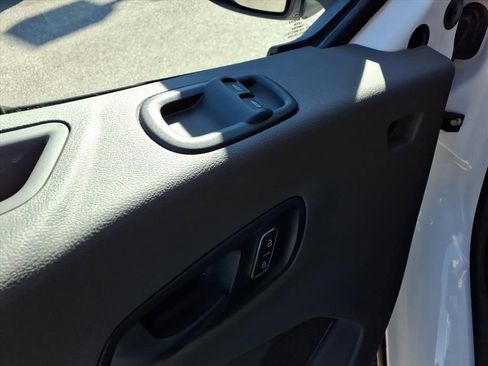 Used 2024 Ford Transit 250 148 High Roof Extended image 15