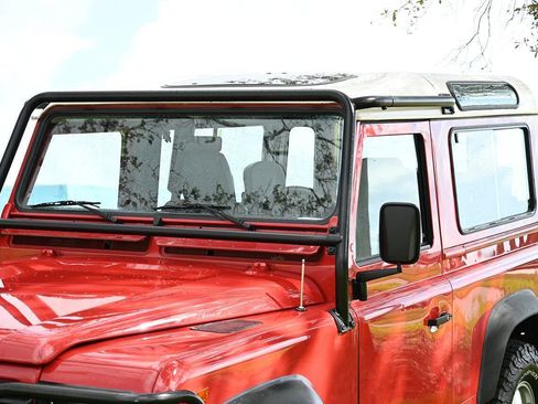 Used 1997 Land Rover Defender 90 image 29