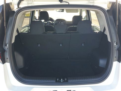 Used 2025 Kia Soul LX image 7