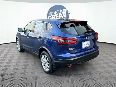 Certified 2021 Nissan Rogue Sport S image 4