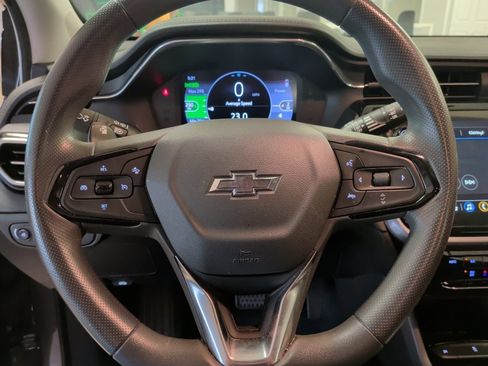 Used 2023 Chevrolet Bolt EUV LT w/ Driver Confidence Package FWD image 9