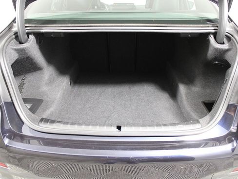 Used 2023 BMW 540i w/ Executive Package image 42