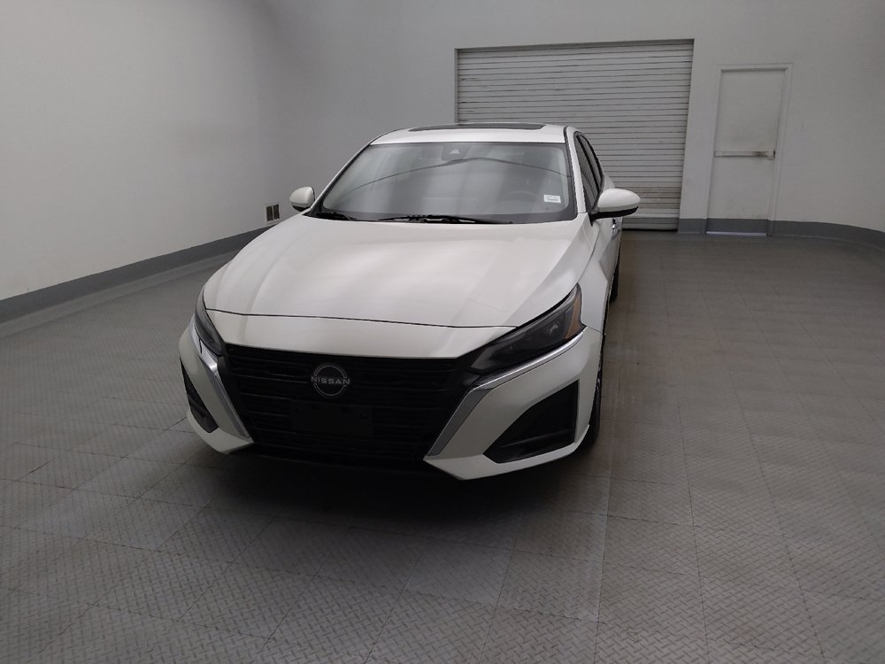 Used 2023 Nissan Altima 2.5 SV w/ SV Premium Package FWD image 15
