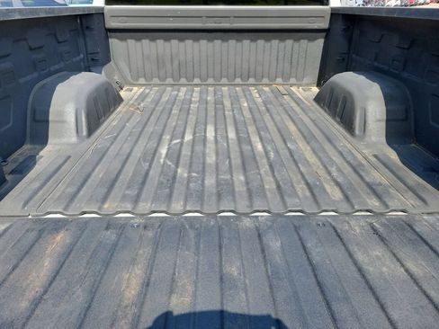Used 2023 GMC Sierra 1500 Elevation w/ X31 Off-Road Package AWD/4WD image 9