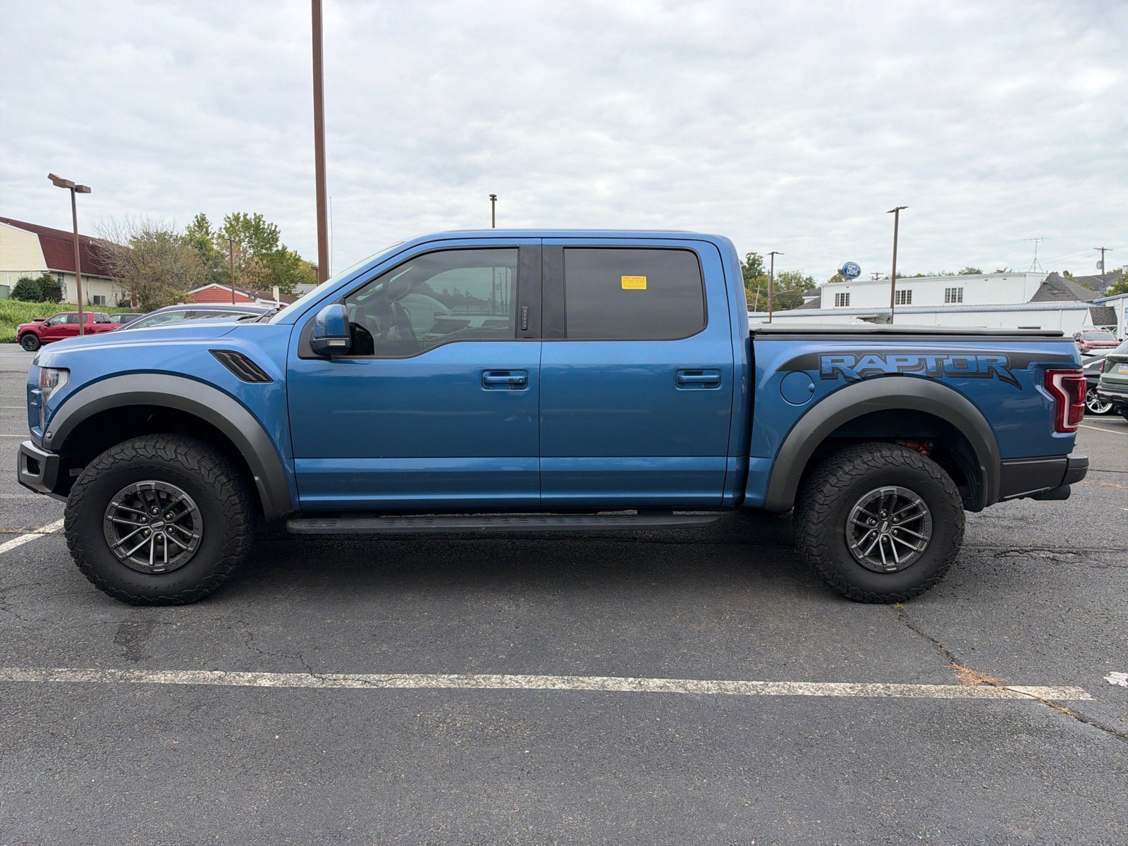 Used 2019 Ford F150 Raptor w/ Equipment Group 802A Luxury AWD/4WD image 9