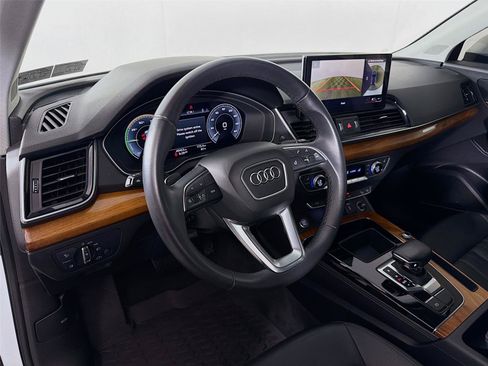 Used 2021 Audi Q5 e Premium Plus w/ Premium Plus Package AWD/4WD image 16