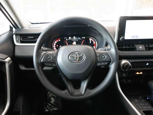 Certified 2025 Toyota RAV4 XLE image 22