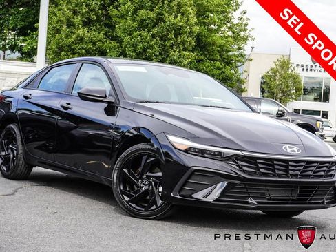 Used 2026 Hyundai Elantra Sport FWD image 1