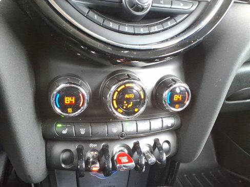 Used 2016 MINI Cooper S image 21