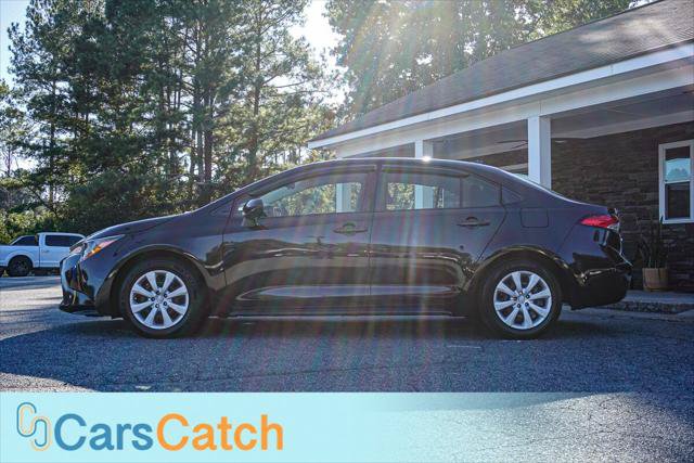 Used 2022 Toyota Corolla LE FWD image 14