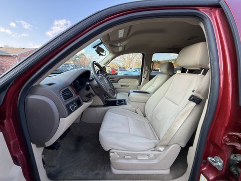 Used 2012 Chevrolet Tahoe LS image 10