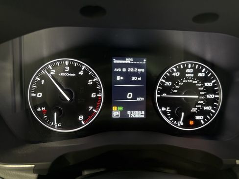 Used 2025 Subaru Ascent Touring AWD/4WD image 12