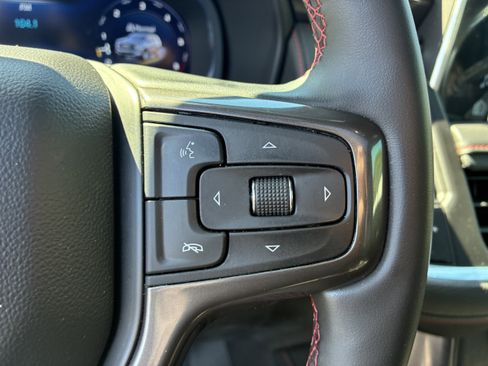 Used 2023 Chevrolet Suburban RST w/ Luxury Package image 30