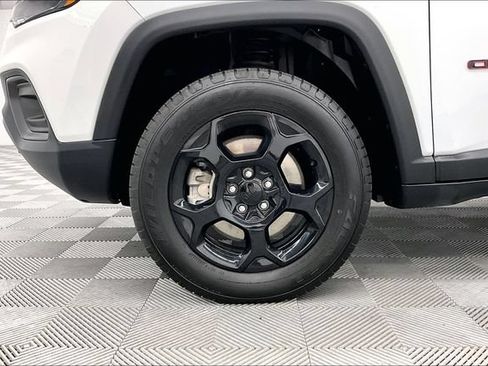Used 2024 Jeep Compass Trailhawk w/ Trailhawk Elite Group AWD/4WD image 10