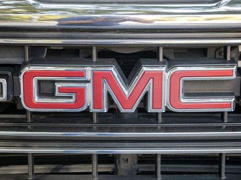 Used 2018 GMC Sierra 1500 2WD Regular Cab image 15