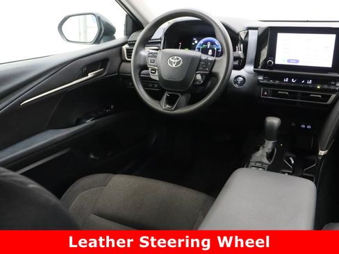 Certified 2025 Toyota Camry LE image 30