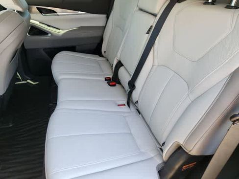 New 2026 INFINITI QX60 Luxe FWD image 13