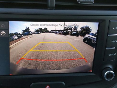 Certified 2022 Kia Soul LX FWD image 16