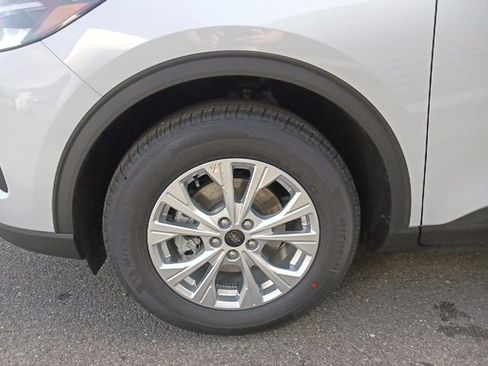 New 2026 Ford Escape Active w/ Tech Pack #1 FWD image 10