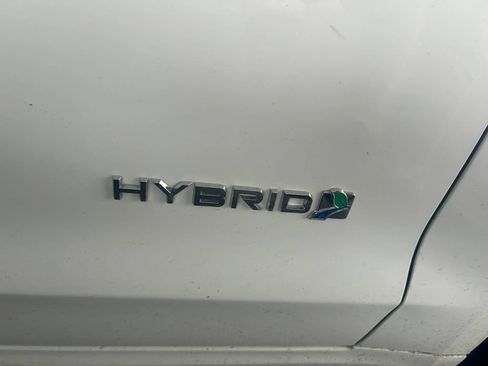 Used 2018 Ford Fusion SE FWD image 5