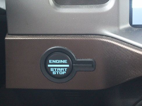 Used 2022 Ford Bronco Outer Banks image 28