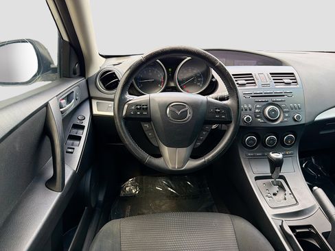 Used 2013 MAZDA MAZDA3 i Touring w/ Preferred Equipment Pkg image 16