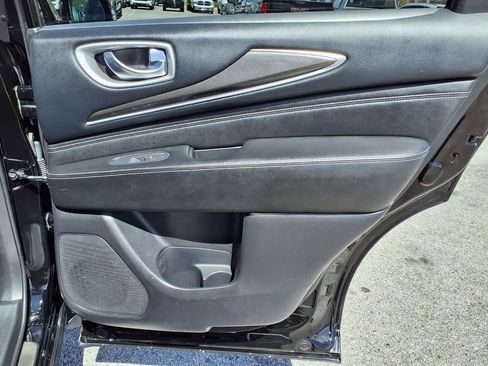 Used 2020 INFINITI QX60 Luxe w/ Essential Package image 15