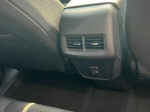 Used 2019 Chevrolet Equinox LT FWD image 7
