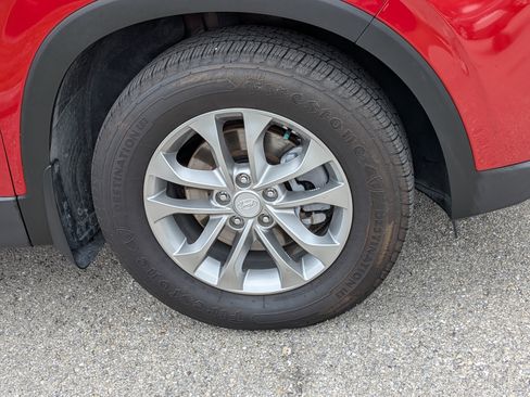 Used 2020 Hyundai Santa Fe SE FWD image 11