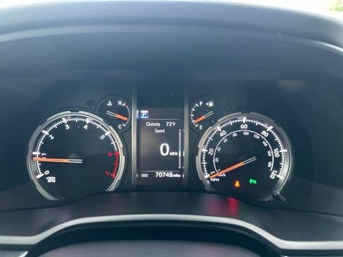 Certified 2022 Toyota 4Runner Limited AWD/4WD image 12