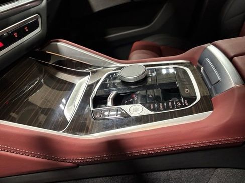 Used 2024 BMW X6 xDrive40i w/ Premium Package image 20