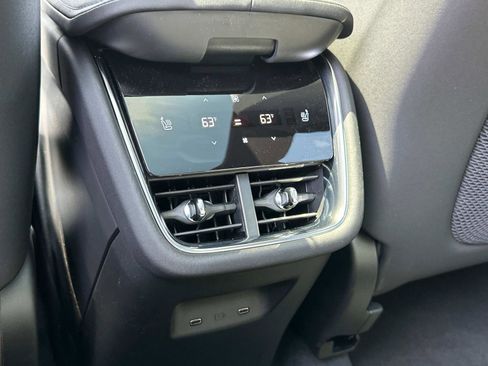 New 2025 Volvo EX90 Ultra image 10